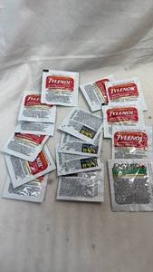 lot 194 image: Pain Reliever Packets Lot