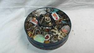 lot 212 image: Lot of Assorted Jewelry and Decorative Charms