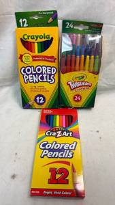 lot 214 image: Colored Pencils & Crayons Lot