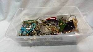 lot 317 image: Jewelry Lot - Mixed Metals Beads Chains Bracelets Necklaces Pendants