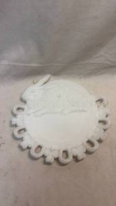 lot 391 image: 7 White Milk Glass Rabbit Plate with Decorativr Scalloped Edge