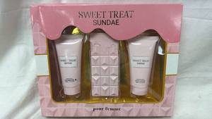 lot 404 image: Sweet Treat Sundae 3-Piece Gift Set Shower Gel Body Lotion Eau de Parfum