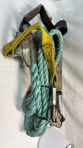 lot 427 image: Rope Grab Fall Protection Safety Device with Straps and Rope