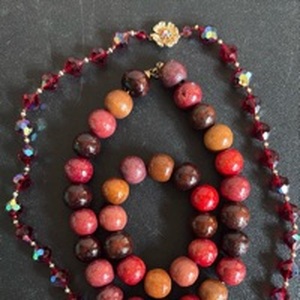 lot 1012 image: Vintage Red Faceted Crystal Necklace and Wood Bead Necklace and Bracelet