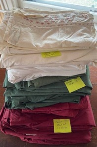 lot 1031 image: Queen Size Sheet Sets