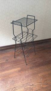 lot 1047 image: 3-Tier Metal Wire Storage Rack Stand Organizer, Plant Stand