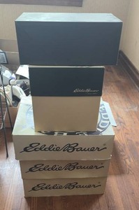 lot 1058 image: Tiffany & Co. Boxes with Gift Wrapping Items