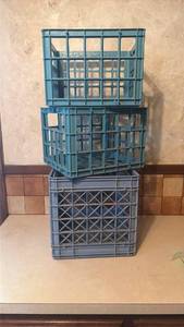 lot 5011 image: 3 Storage Crates