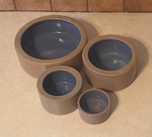 lot 4004 image: Nesting Terracotta Planters, Candle Holders, Trinkets