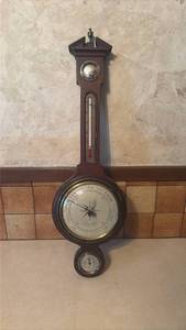lot 4005 image: Airguide Banjo Barometer Compensated Weather Station