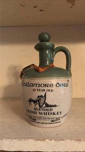 lot 4031 image: Vintage Tullamore Dew Blended Irish Whiskey Empty Decanters Jar Bottle