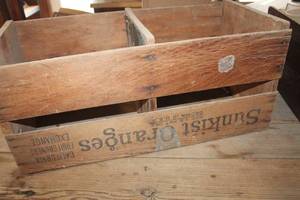 lot 2607 image: Vintage Wood Orange Crate