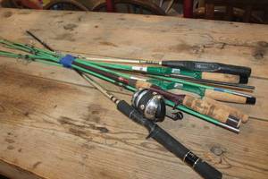 lot 2608 image: Vintage Fishing Poles
