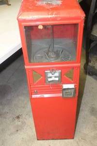 lot 2613 image: Vintage Northwestern Dispenser with Keys