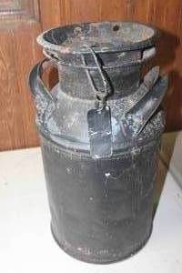 lot 2620 image: Vintage Milk Can