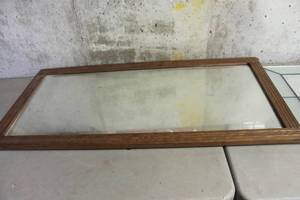 lot 2622 image: Large Mirror 21 12 wide x 43 12 tall