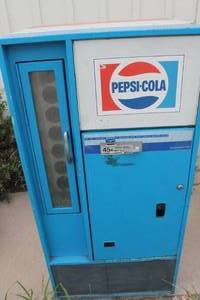 Vintage Pepsi Vending Machine untested