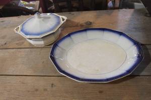 lot 2657 image: Antique Flow Blue Platter and More