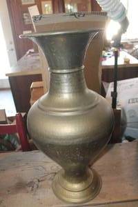 lot 2671 image: Large 21 Tall Brass Vase