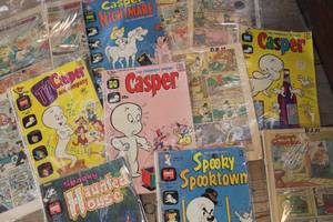 lot 2679 image: Vintage Casper Comic Books