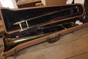 lot 2681 image: Vintage Trombone in Carrying Case