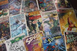 lot 2705 image: Vintage DC Marvel Comic Books