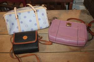 lot 2720 image: Dooney & Bourke Purses