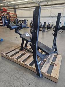 lot 1001 image: Hammer Strength Bench, Decline and Abductor Machine - Model O - DB