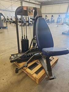 lot 1007 image: Nitroevo Incline Press