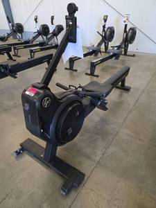 lot 1024 image: Life Fitness Indoor Rowing Machine - Missing Parts