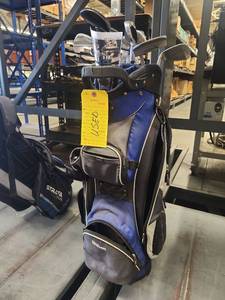 lot 1088 image: Golf Club Set with Bag