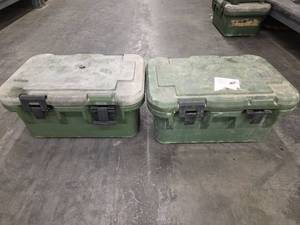 lot 1347 image: Cambro UPCS180 Food Storage Transport Container - Set of 2
