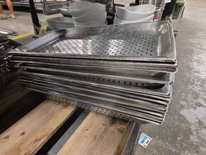 lot 1353 image: Steam Table Pans in Various Depths