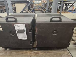 lot 1385 image: (2) Black Cambro Hot Boxes