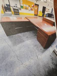 lot 4013 image: L-Shape Office Desk