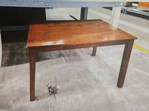 lot 4016 image: Wooden Table