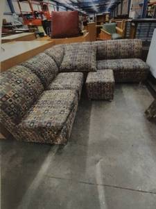 lot 4036 image: Upholstered Modular Seating Set