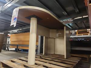 lot 4044 image: Curved Corner Desk Part