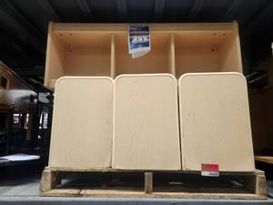 lot 4088 image: Lot of 6 Storage Organizer Shelves