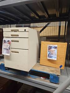 lot 4125 image: 2 - 3 Drawer File Cabinet 1 - 2 Drawer File Cabinet