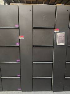 lot 4149 image: 1 - Metal Storage Cabinet 5-Drawers and Storage Space