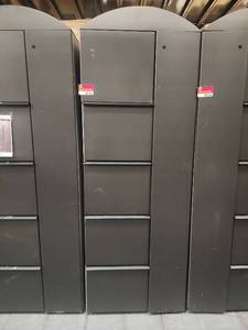 lot 4153 image: 1 - Metal Storage Cabinet 5-Drawers and Storage Space
