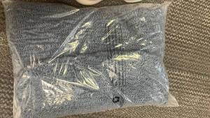 lot 10049 image: Gaico Armonia Recliner Strech furniture cover, denim blue  - Retail $0