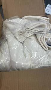 lot 10056 image: zhejiang multi glory bedding - Retail $0