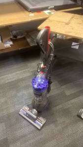 lot 10099 image: Dyson Upright Carpet Cleaner with Attachments - Retail $0