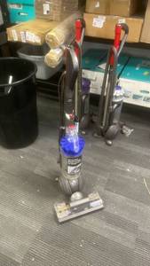lot 10101 image: Bissell Upright Carpet Cleaning Machine with Hose Attachment - Retail $0