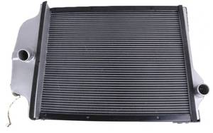 lot 5457 image: Radiator AR61881 1406-6307 AR60374 Compatible with John Deere 4030 6329D