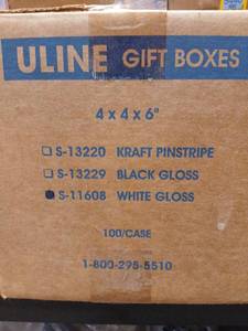 lot 5513 image: Uline Gift Boxes 4x4x6 White Gloss 100Case S-11608