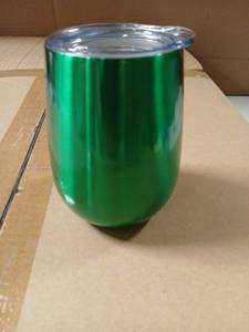 lot 5553 image: 10 oz Dark Green Stemless Stainless Steel Wine Cups with Vacuum Lids. Individually Wrapped Lot of 25