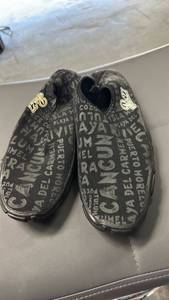 lot 261 image: Guy Harvey Cancun Slip-On Shoes Size 6-6.5 - Retail $35